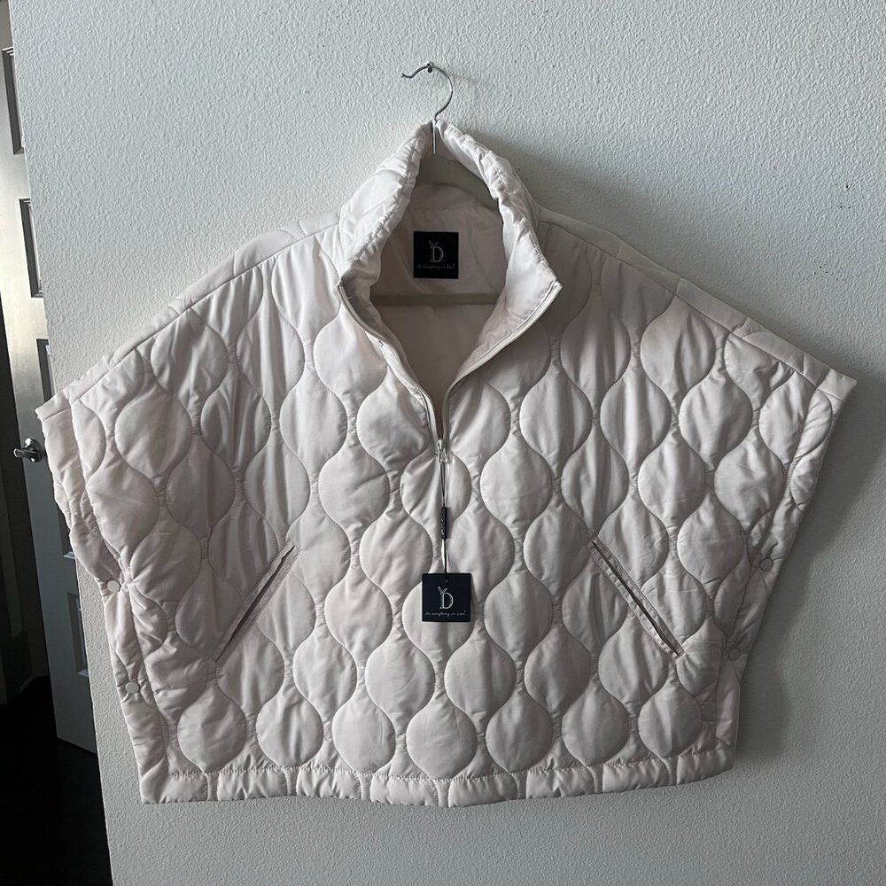 NWT Anthropologie White Quilted Puffer Poncho - Picture 3 of 6